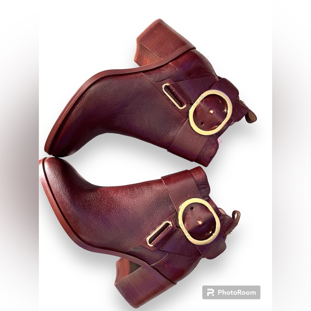 DKNY women’s boots